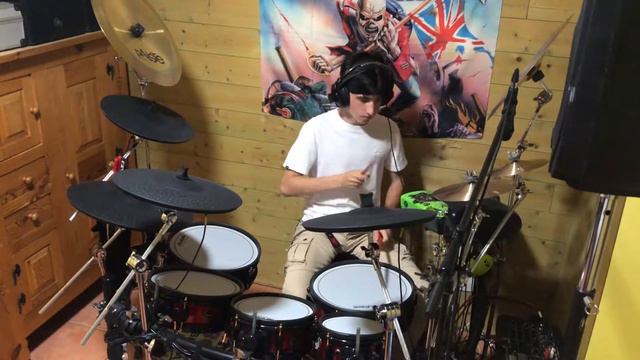 CREEDENCE CLEARWATER REVIVAL Fortunate Son DRUM COVER смотреть онлайн