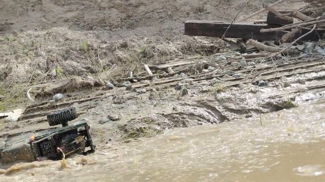 Экстримальный Off-road,4x4 Rgt Ex 86170, на колесах RC4wd