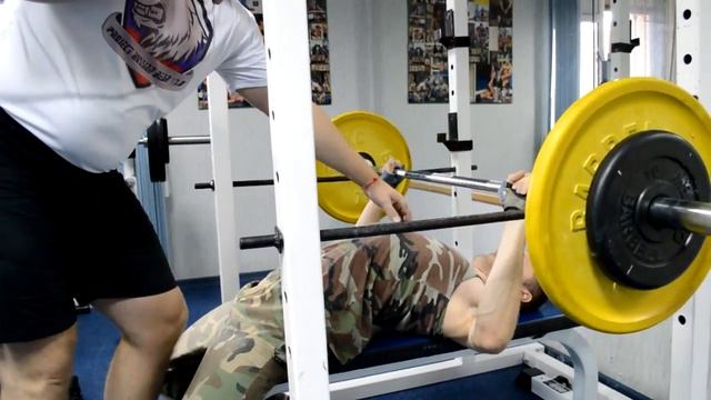 Жим с соревновательной паузой. #PRBv1.0 75 смотреть онлайн