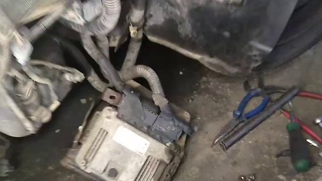 Opel Astra H Опель Астра Н 1.7cdti Z17DTH перенадув ошибка Р0105-52 смотреть онлайн