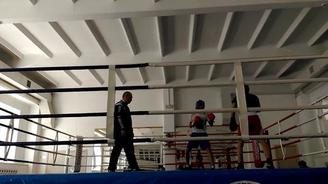 Керимтай Адил - Гайнуллаев Адильхан (спаринг) смотреть онлайн