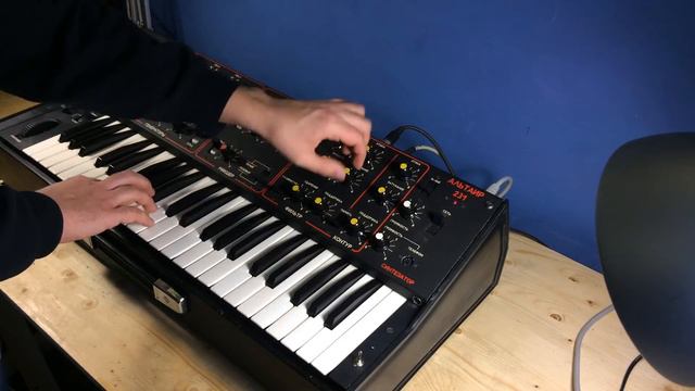Altair - 231 (Estradin) Soviet Analog Synthesizer  (Soviet Minimoog D ) - Альтаир 231