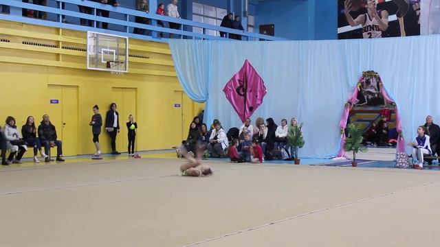 Открытый Чемпионат Черниговской обл. 13.05.2017, Байдаленко Алина 2005, обруч смотреть онлайн