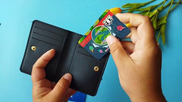 Держатель для банкнот и кредитных карт из искусственной кожи смотреть онлайн