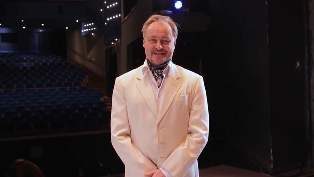 Краснодарский музыкальный театр поздравляет всех женщин с 8 марта! смотреть онлайн