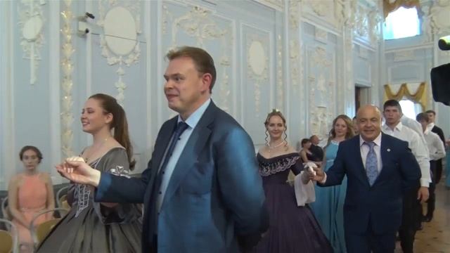 Губернаторский бал смотреть онлайн
