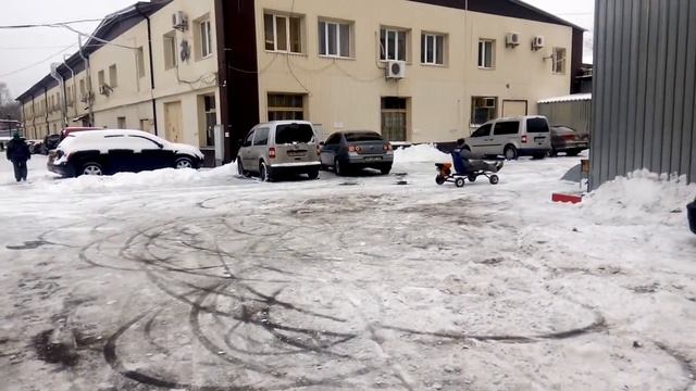 Мини машинка под GoPed TRQ (самоделка) смотреть онлайн