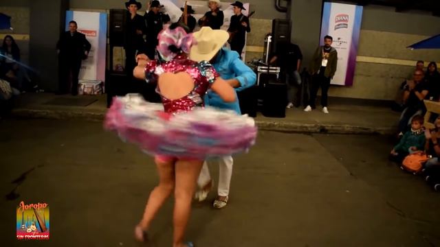Espectacular Baile de Joropo / La Mejor Pareja de Baile Llanero смотреть онлайн
