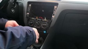 #Шкода #Рапид 2014 комлектация #ambition #магнитола #SWING смотрю разъем штатной магнитолы