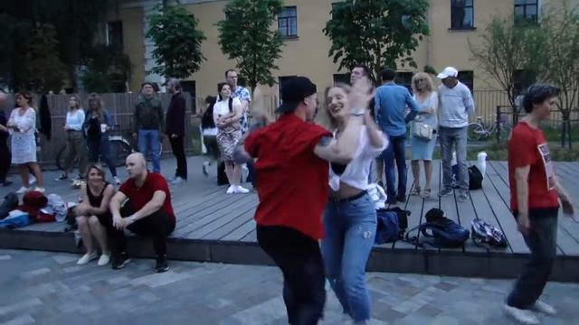 Бачата с Александром Кузьминым