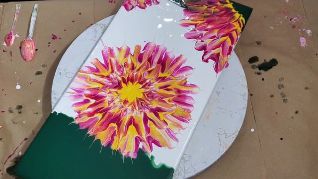 #123 Magenta and Yellow Dahlia Viewer's Choice~Acrylic Pour Painting Technique for Beginners смотреть онлайн