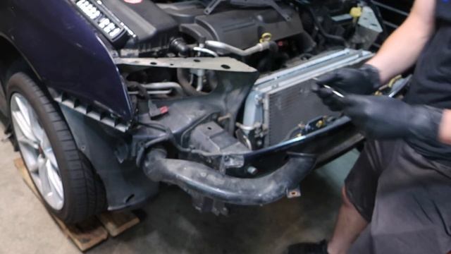 2003+ Saab 9-3 AC Condenser Replacement! смотреть онлайн