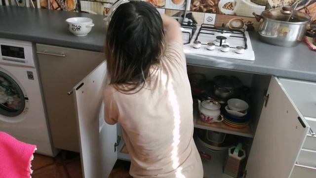 Организация и хранение на кухне✨/ Мою окно/ Чистота и порядок смотреть онлайн