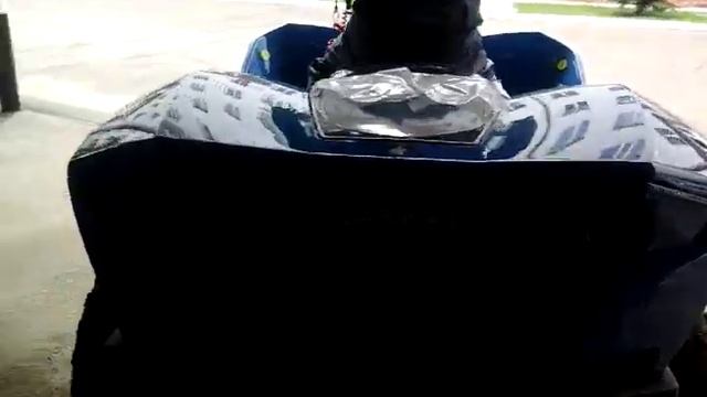 плавающий квадроцикл. 140 сил. 100 на земле. 70 на воде смотреть онлайн