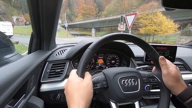 This is the 2020 Audi Q5 TFSIe Hybrid смотреть онлайн