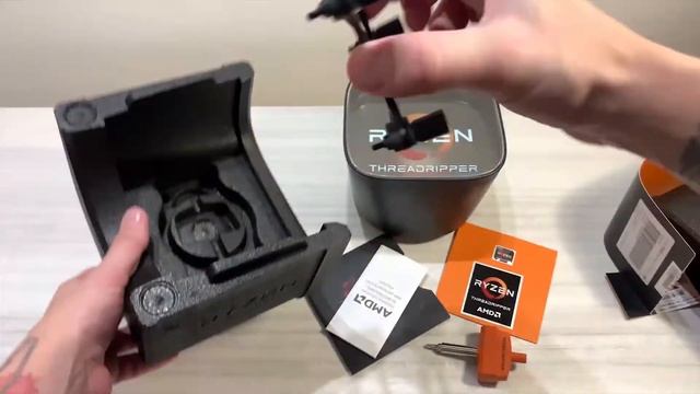 AMD Ryzen Threadripper 1900X - Fast unboxing, no talk смотреть онлайн