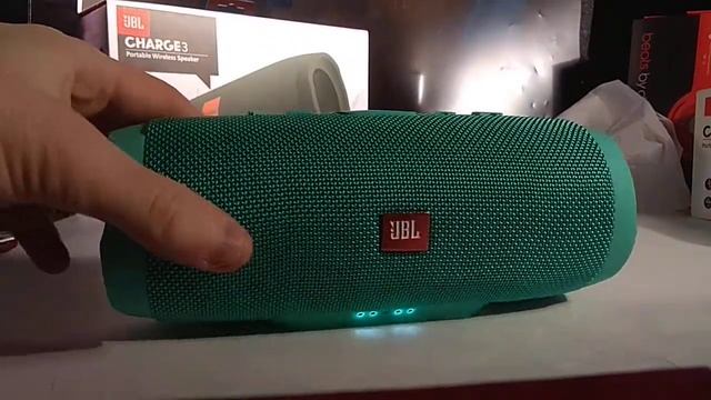 Колонка Charge 3+ Бирюзовая смотреть онлайн