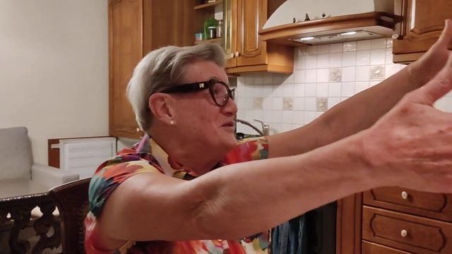 Король изумрудного города и его женщины: стихи, слёзы, объятия, пересоленый суп и любовь поварихи