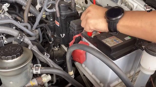 Jumper start kereta guna MULTI-FUNCTION JUMP STARTER (BEST CAR JUMP STARTER) смотреть онлайн