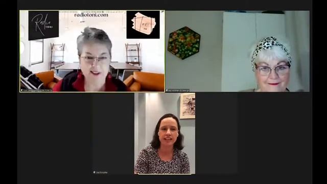 Radio Toni | A Conversation with Kez | LISA FORSYTHE | New Book Turns “Playtime” into Innovative смотреть онлайн