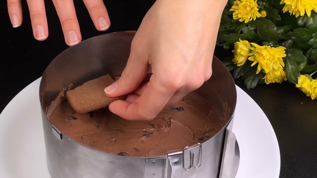 Ich habe allen meinen Freunden beigebracht, wie man den schnellsten Kuchen in 10 Minuten backt! смотреть онлайн