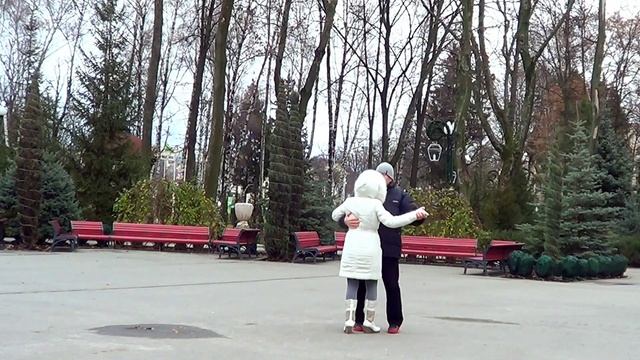 Я смотрела на тебя Танцы в парке Горького Харьков Декабрь 2021 смотреть онлайн