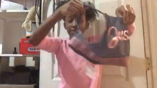 ??What I Git At Justice Store?? смотреть онлайн