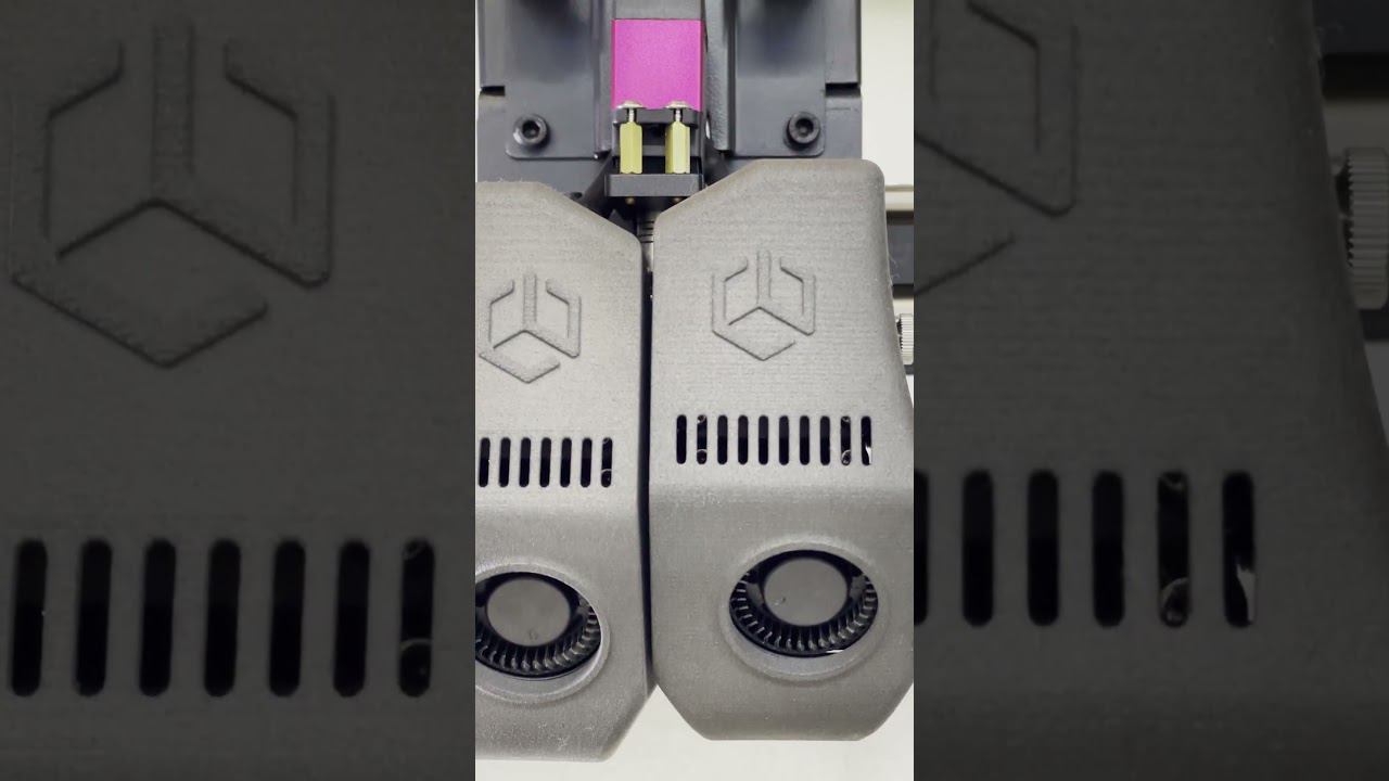 Огромный #3Dпринтер Creatbot D1000 (F1000) обновился! Знакомимся с изменениями! #shorts смотреть онлайн