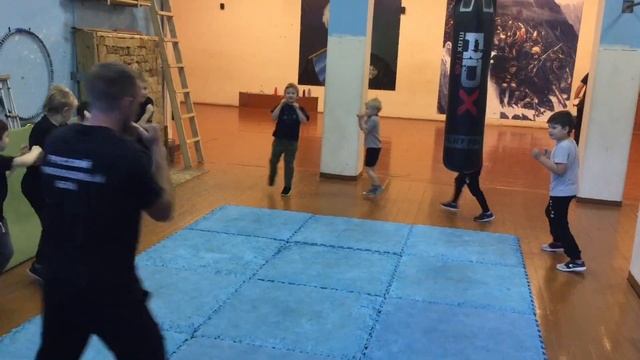 FIGHT ON ZORGE Тренировки для детей в Москве смотреть онлайн