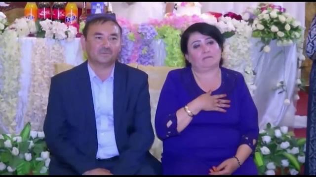 RISHTONLIK KUYOV UZ TUYIDA XAMMANI YIGLATTI РИШТОНЛИК КУЙВ УЗ ТУИДА ХАММАНИ ЙГЛАТТИ смотреть онлайн