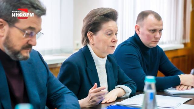 Наталья Комарова провела рабочую встречу с главой Макеевки смотреть онлайн