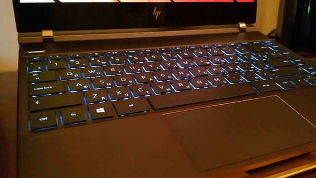 Ноутбук более 200.000 руб. HP Spectre 13 af005ur 2PQ03EA смотреть онлайн