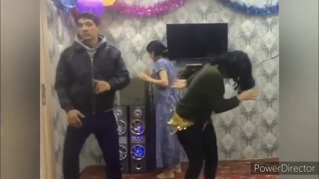 ЙОШ ҚИЗАЛОҚ ФОХША БИЛАН ТЕЛДА КАЙФ YOSH QIZ BILAN TELDA KAYF смотреть онлайн