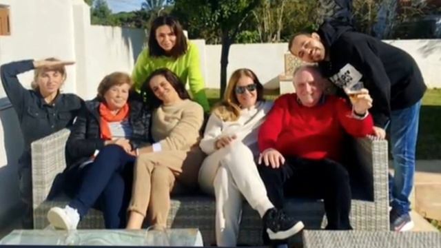 OLGA MORENO inseparable de David Flores смотреть онлайн