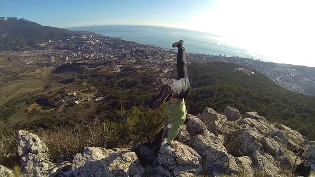 Between Love & Hate ЯЛТА ГОРЫ ЗИМА