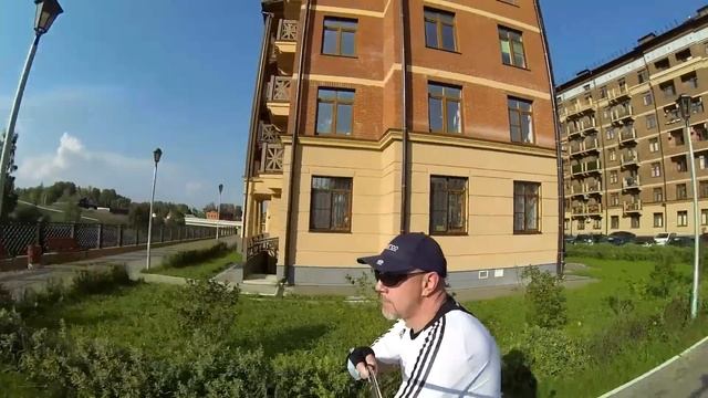 КАРЛ НА 2-х КОЛЁСАХ. Выпуск 3. Город Набережных. смотреть онлайн