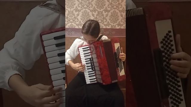 Сысоева Екатерина 2 категория. обработка Доренского "закарпацкий танец", Ракаци "Вальс" смотреть онлайн