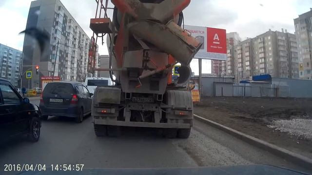 Опасный миксер смотреть онлайн