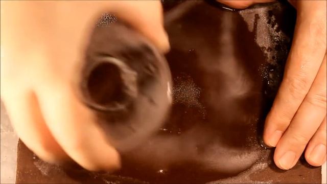 Как обработать срез бутылки из стекла в домашних условиях. Шлифовка вручную. смотреть онлайн