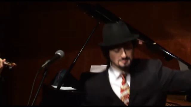 Levine смотреть онлайн