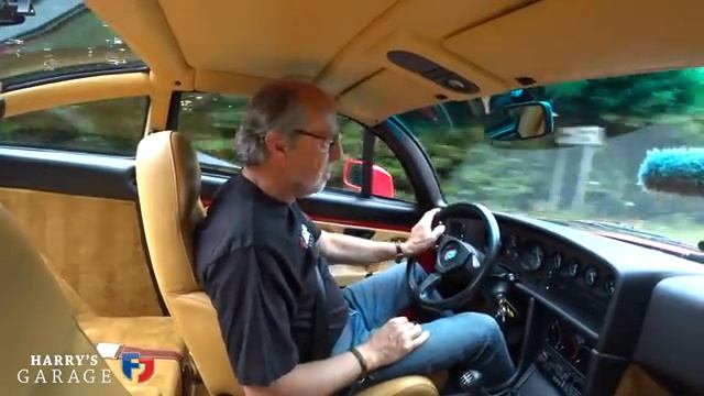 Alfa Romeo SZ review. What's this 152mph Alfa really like to drive? смотреть онлайн