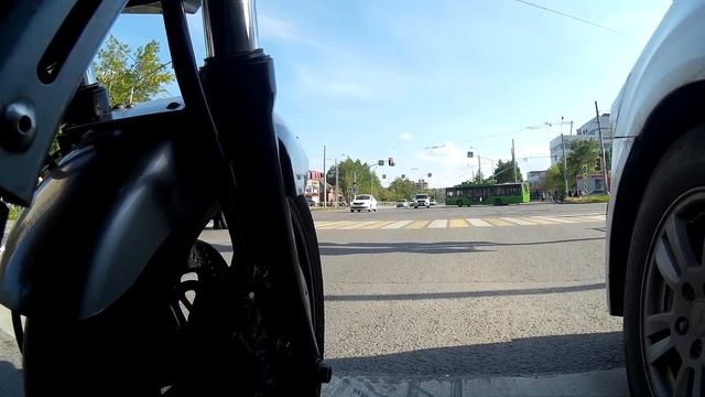 Мотобудни 467.Вид на вилку байка.Motobudni 467.View of the fork of the bike. смотреть онлайн
