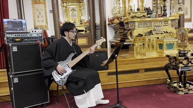 Buddhist Priest Plays: Hiromi Uehara "Beethoven's Piano Sonata No. 8 Pathetique" смотреть онлайн