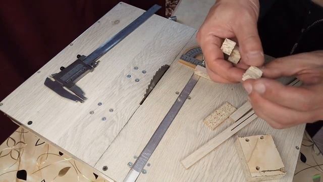 Маленькая настольная мини циркулярка из мотора серии 775 DIY