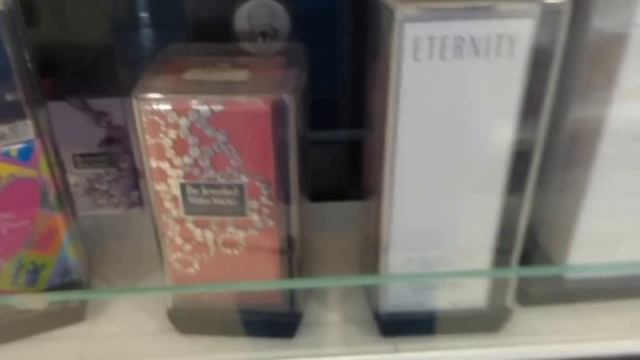 США..Ароматы американских духов LADY GAGA, GUECSS, CK, VERAWANG..