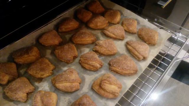 Приготовление творожных печенюшек ? часть 2 смотреть онлайн