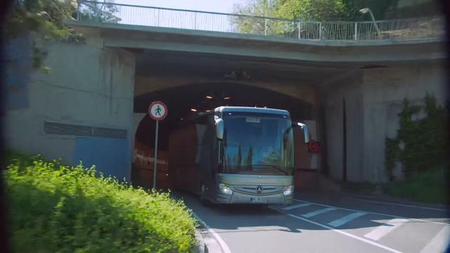 Mercedes-Benz Tourismo (2017) смотреть онлайн