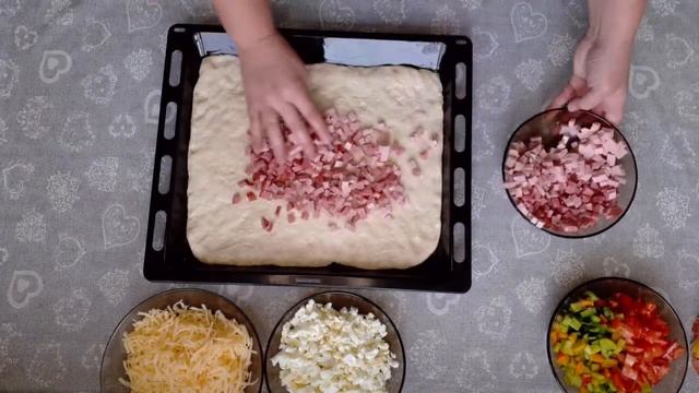 ТТ29 Пицца в духовке из покупного теста смотреть онлайн