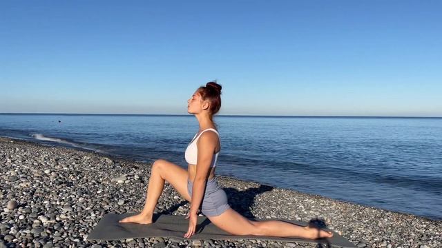 Растяжка на ноги | Упражнения для правильного шпагата смотреть онлайн