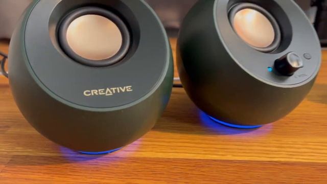 Edifier G2000 vs Creative Pebble Pro - Audio Test Only No Review - Which sounds better? смотреть онлайн